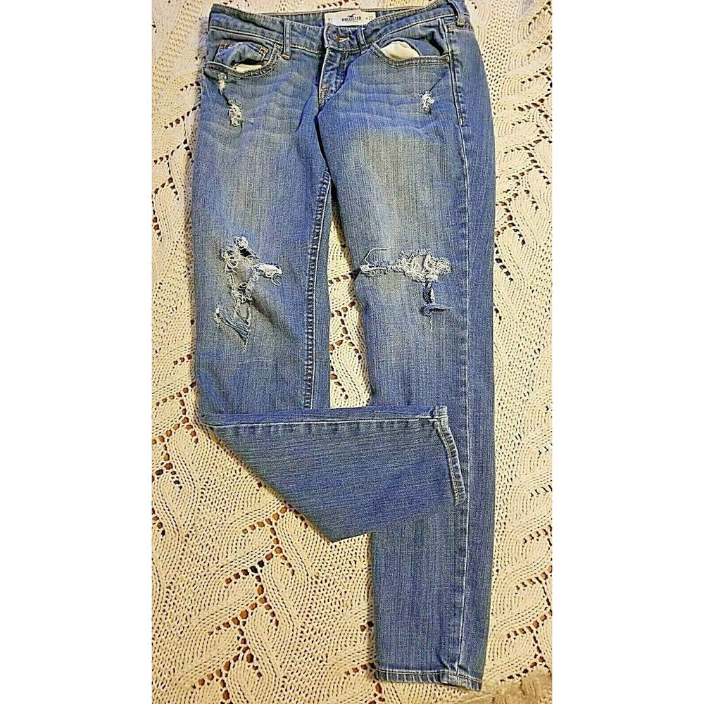 Hollister Super Skinny Wmns Jrs Sz 5S Short Distressed Blue Jeans Low Rise